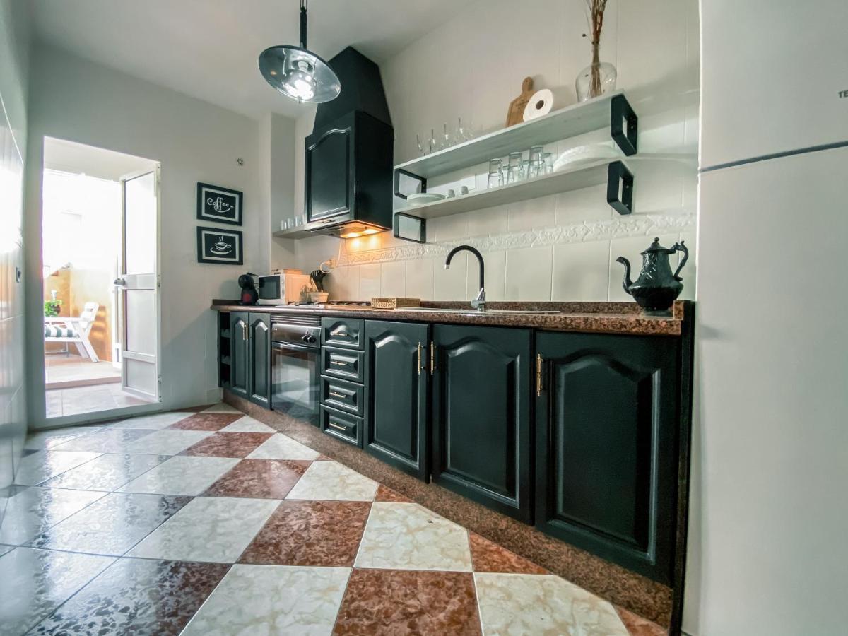 באיסה Apartamentos Fernando III El Santo מראה חיצוני תמונה