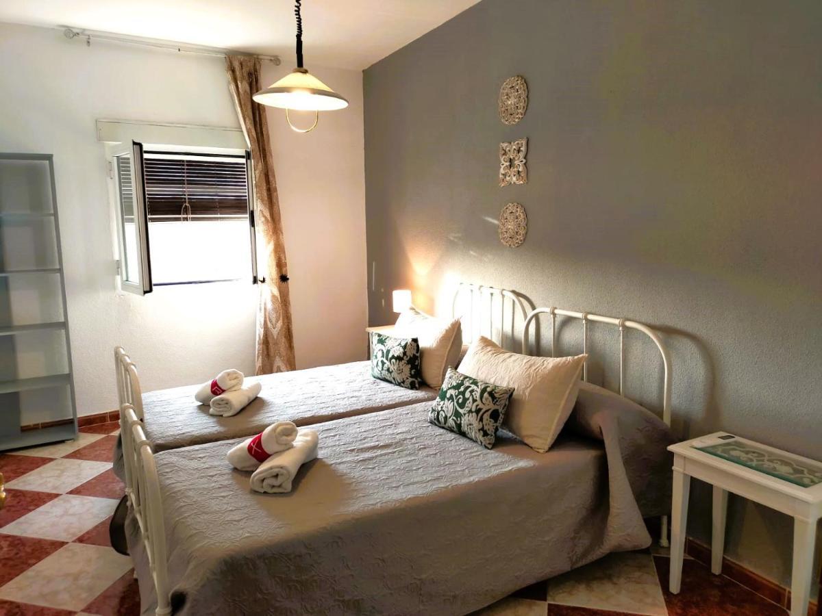 באיסה Apartamentos Fernando III El Santo מראה חיצוני תמונה