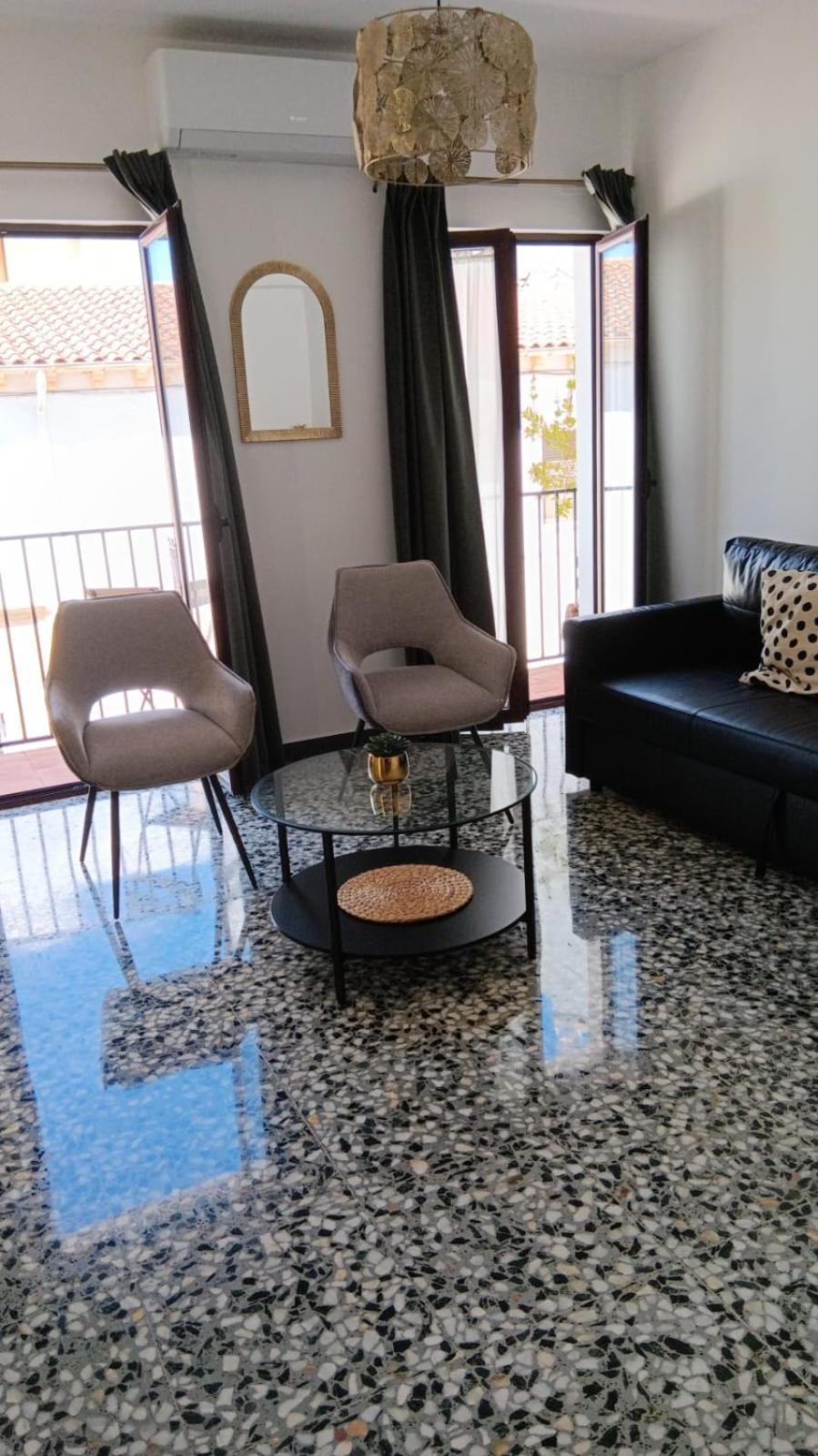 באיסה Apartamentos Fernando III El Santo מראה חיצוני תמונה