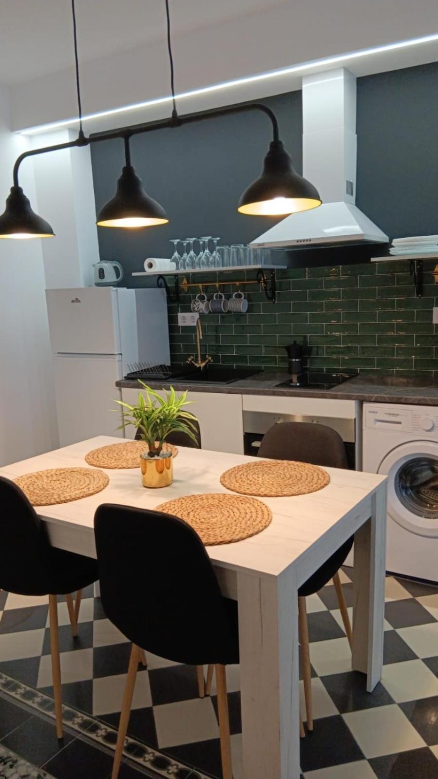 באיסה Apartamentos Fernando III El Santo מראה חיצוני תמונה