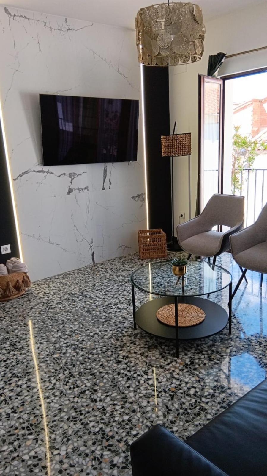 באיסה Apartamentos Fernando III El Santo מראה חיצוני תמונה